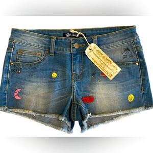 Juniors denim raw hem shorts, space science graphics NWT trendy shorts size 5